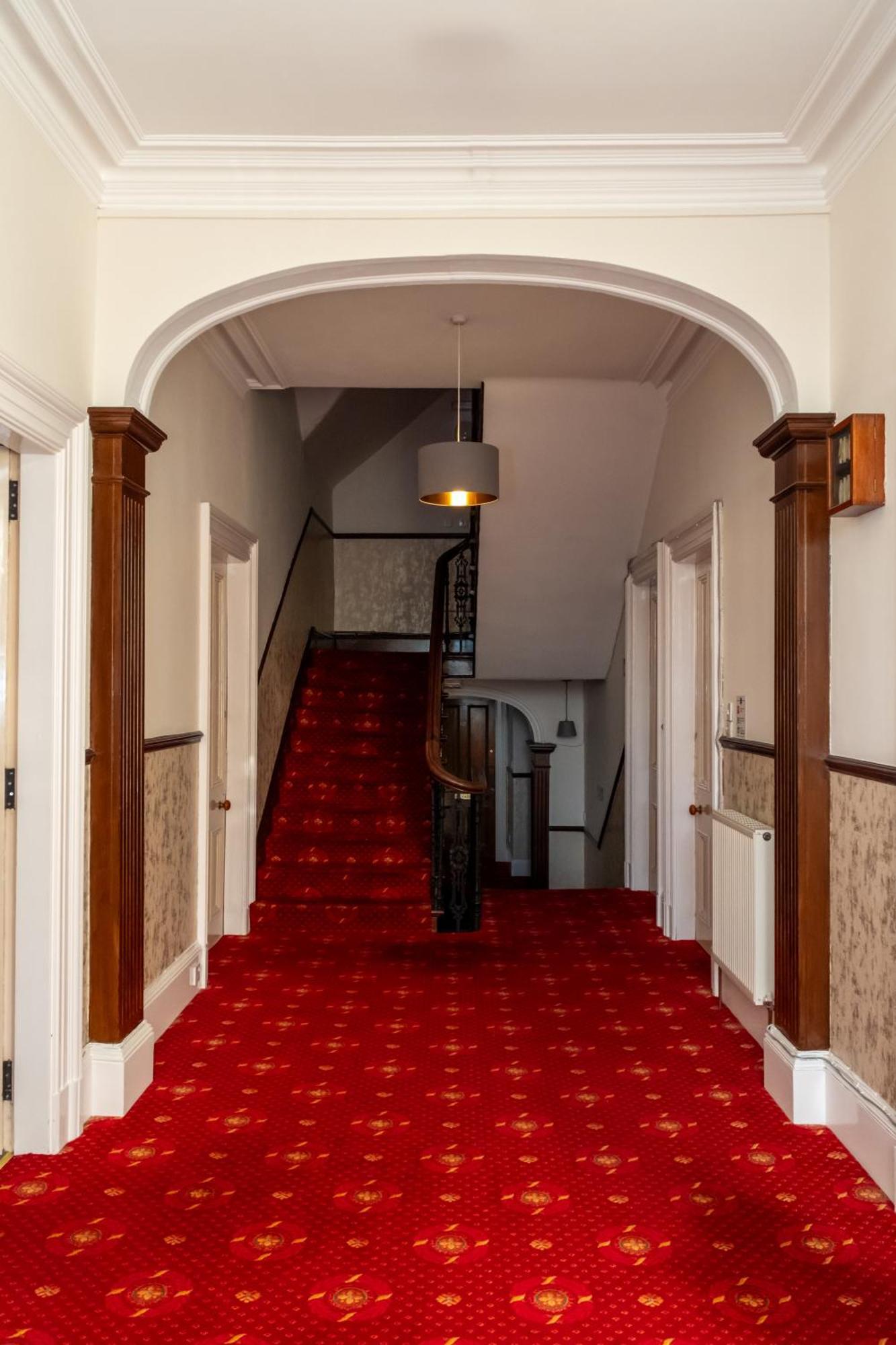 Station Hotel Ellon Eksteriør billede