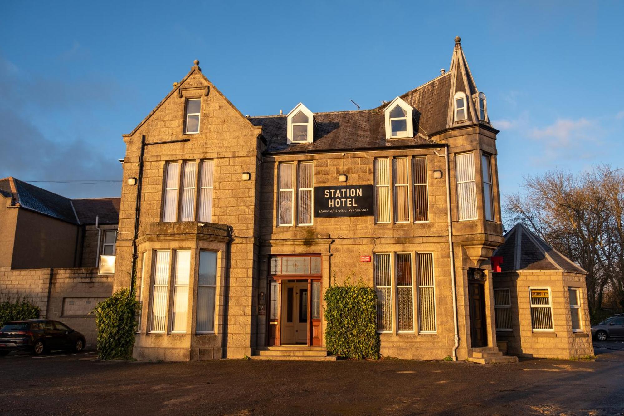 Station Hotel Ellon Eksteriør billede