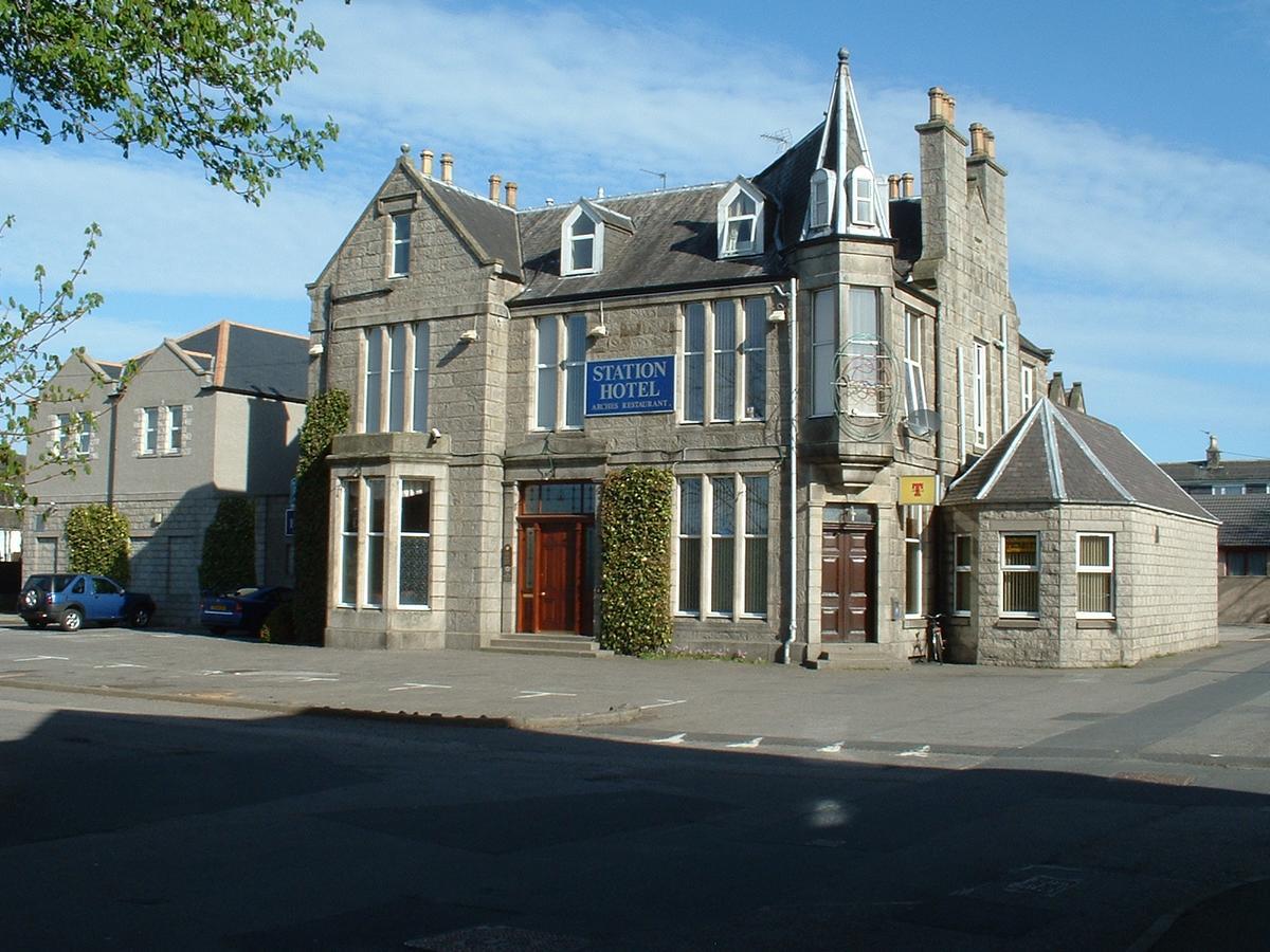 Station Hotel Ellon Eksteriør billede