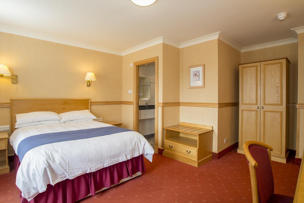 Station Hotel Ellon Eksteriør billede